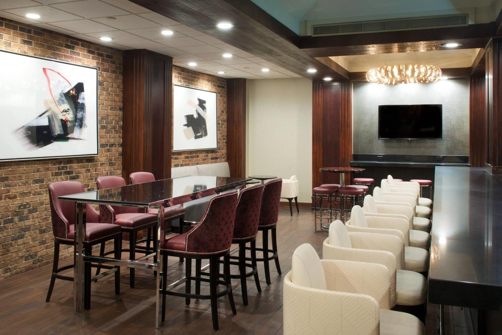 Sheraton Indianapolis City Centre Hotel Екстериор снимка