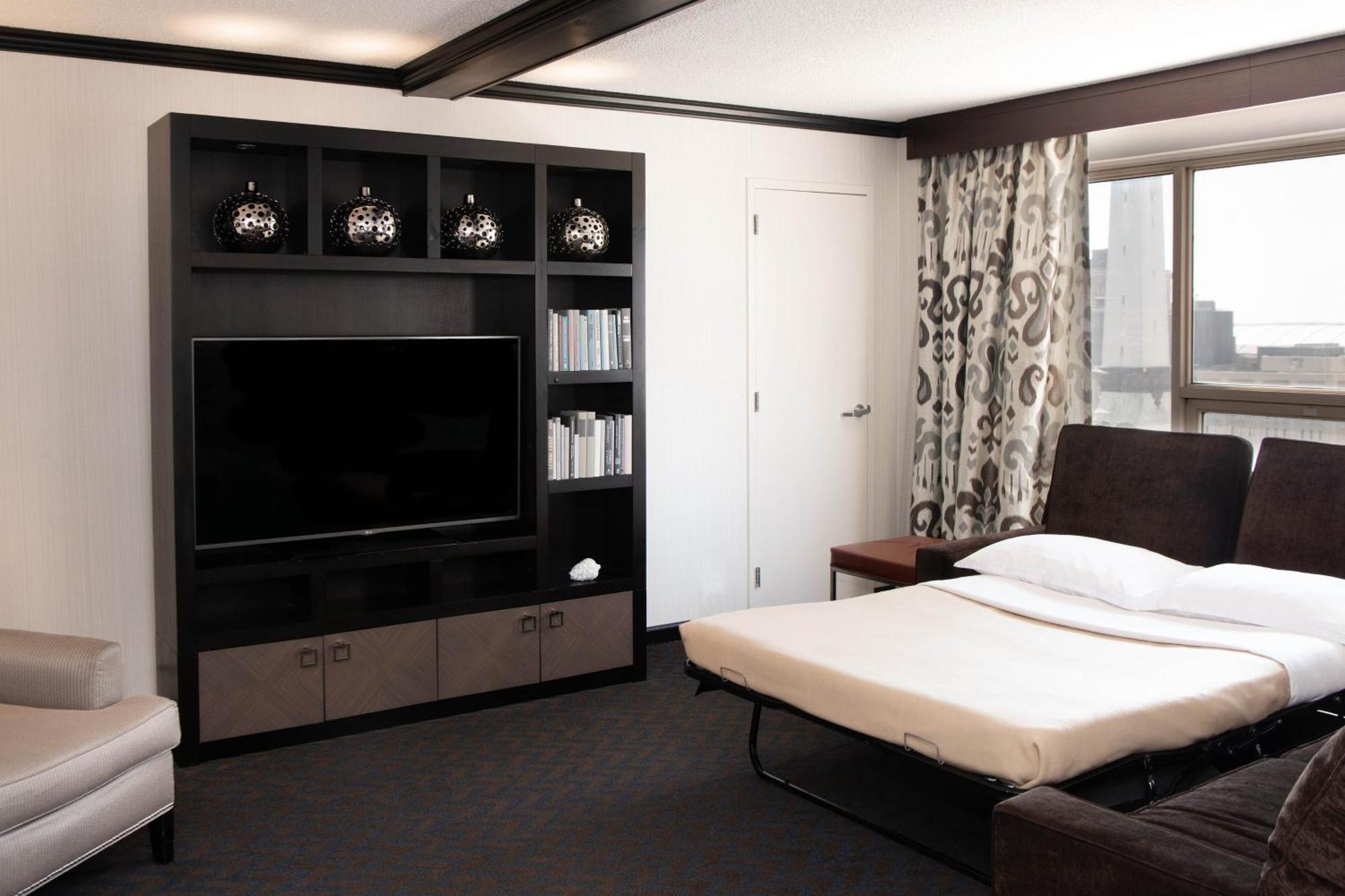 Sheraton Indianapolis City Centre Hotel Екстериор снимка