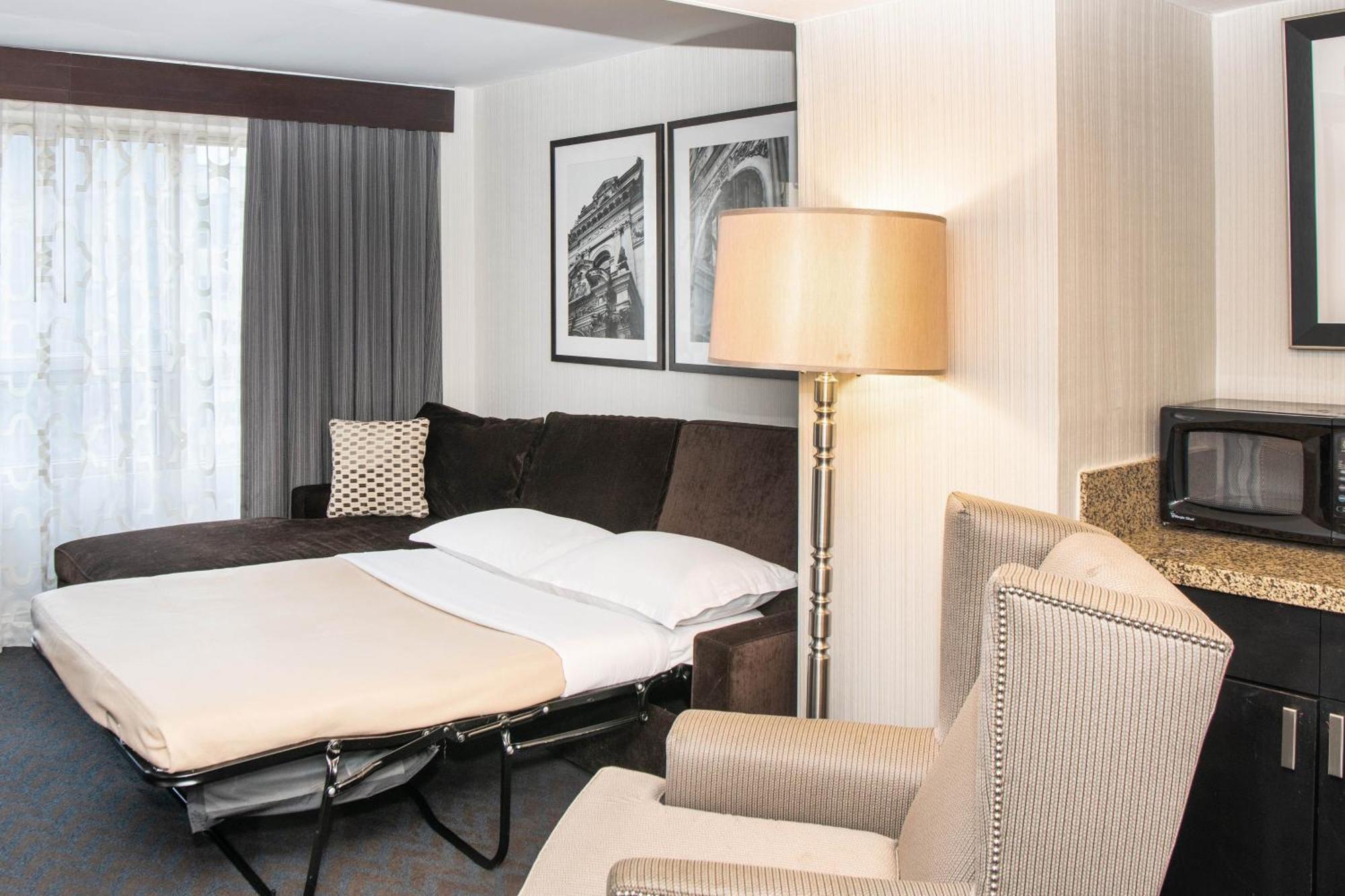 Sheraton Indianapolis City Centre Hotel Екстериор снимка