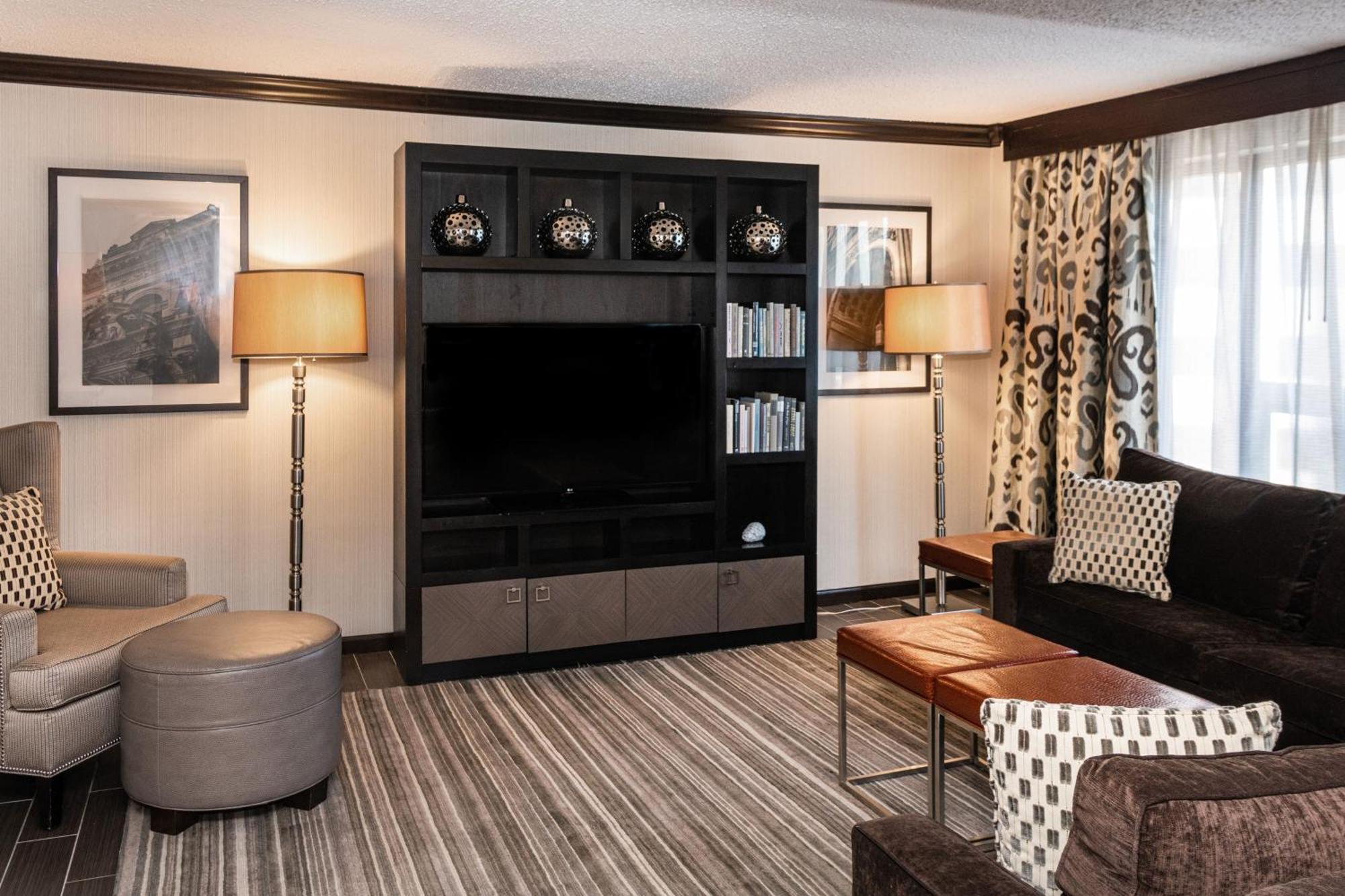 Sheraton Indianapolis City Centre Hotel Екстериор снимка