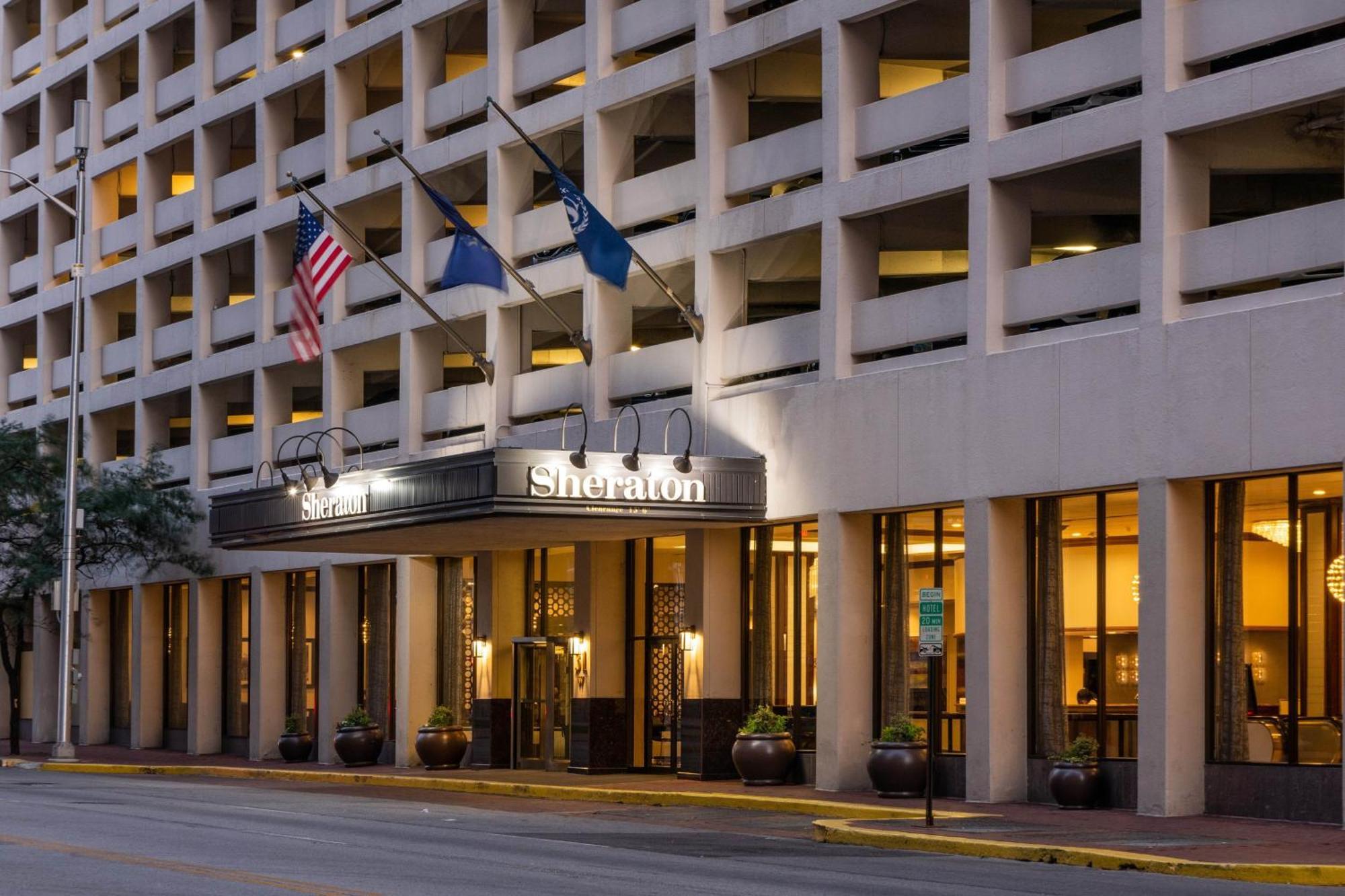 Sheraton Indianapolis City Centre Hotel Екстериор снимка